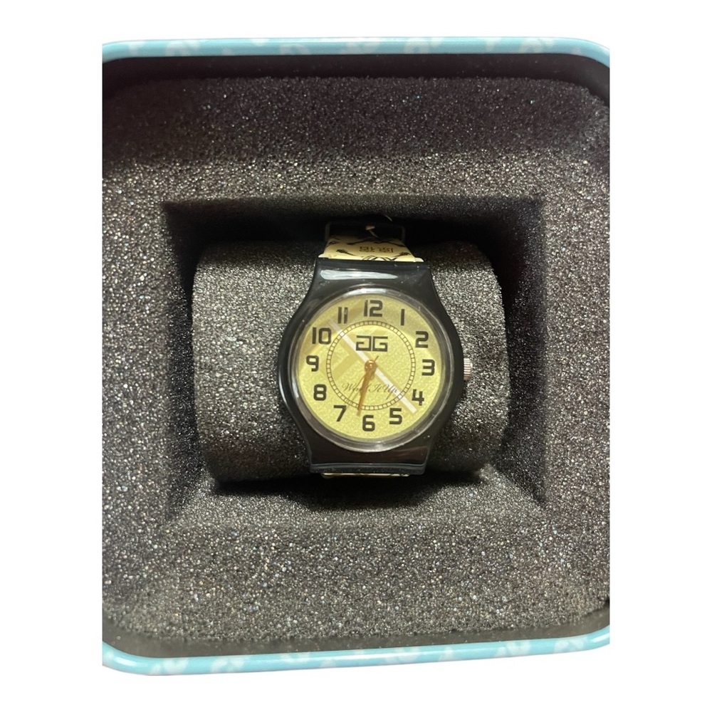 Harajuku Lovers Watch: Wind It Up Tour Edition